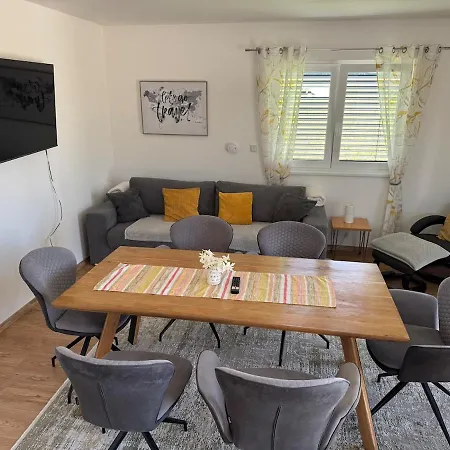 Am Winklfeld 8a Apartment Schwanenstadt